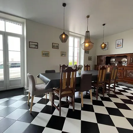 Сasa de vacaciones Maison Familiale Vue Sur La A *