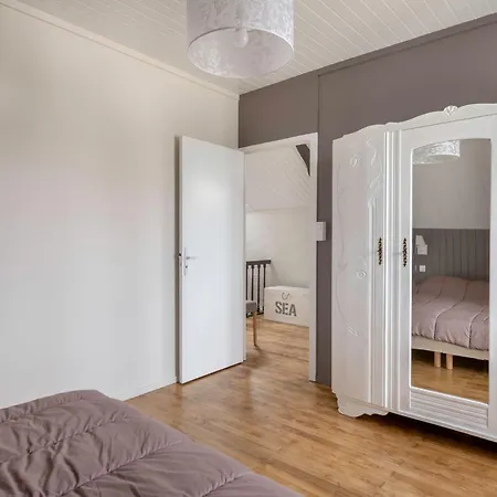 Maison Familiale Vue Sur La A Holiday home *