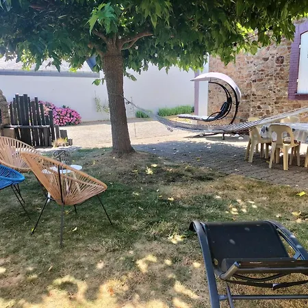 Holiday home Maison Familiale Vue Sur La A *