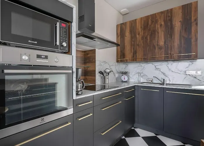 Maison Familiale Vue Sur La A *